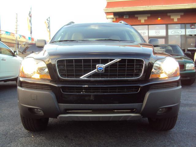 Volvo XC90 2004 photo 1