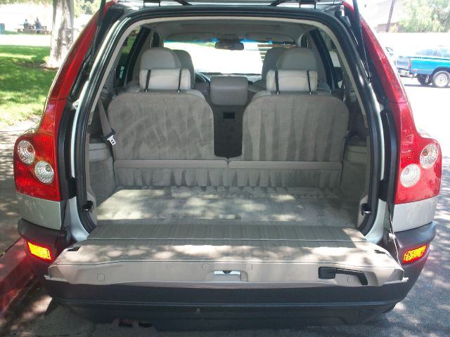 Volvo XC90 2005 photo 15