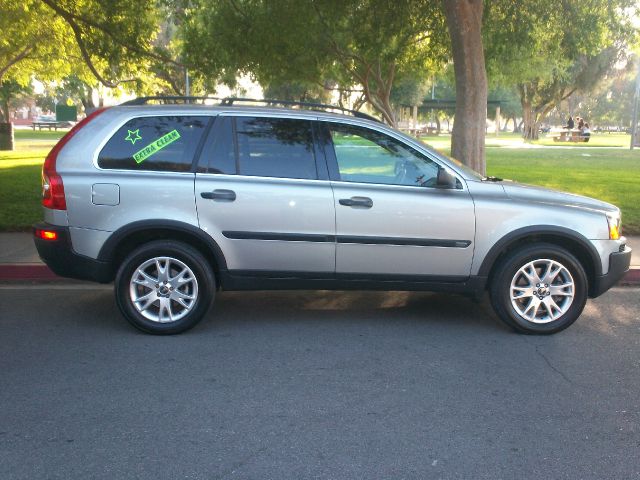 Volvo XC90 2005 photo 29