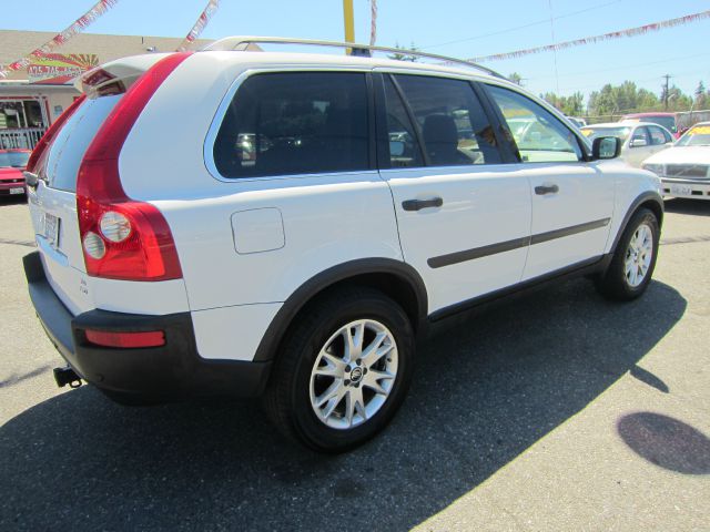 Volvo XC90 2005 photo 3