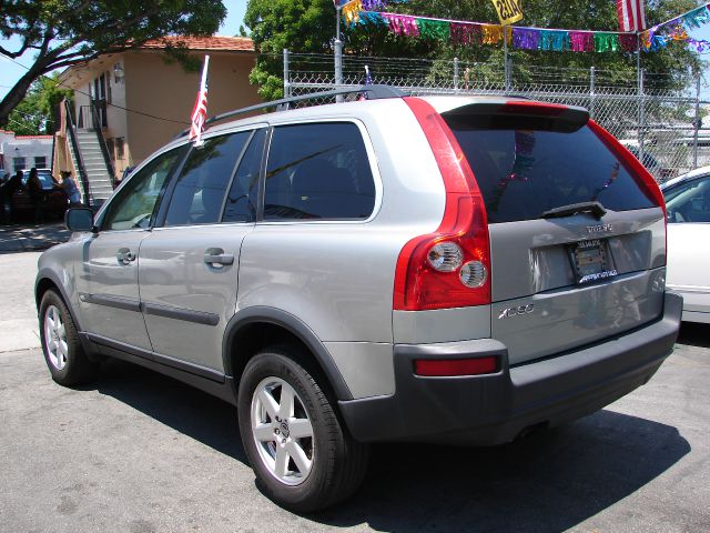 Volvo XC90 2005 photo 2