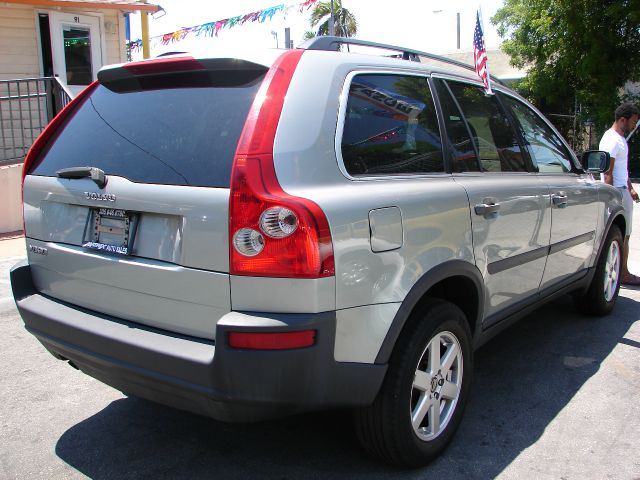 Volvo XC90 2005 photo 21