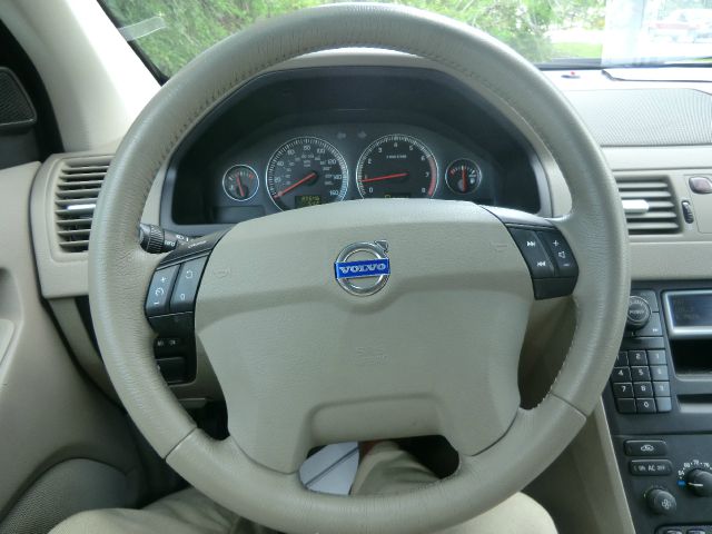 Volvo XC90 2005 photo 10