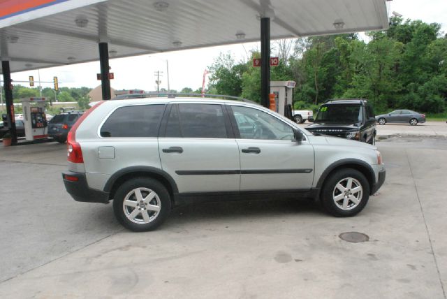 Volvo XC90 2005 photo 17