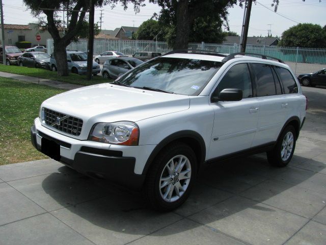 Volvo XC90 SE-R SUV