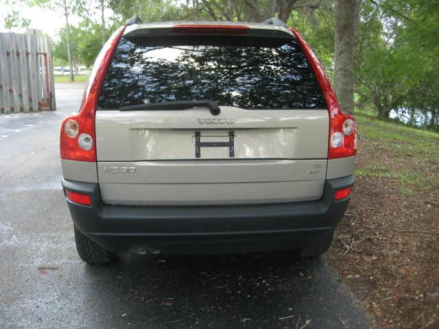 Volvo XC90 2005 photo 2