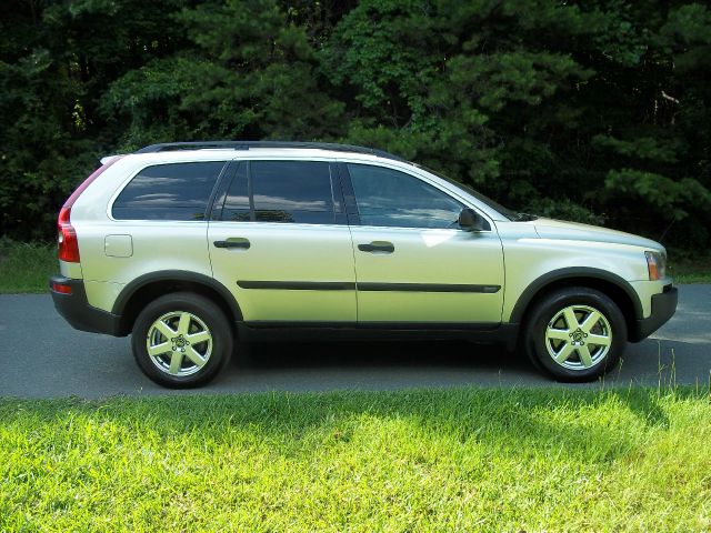 Volvo XC90 2006 photo 1