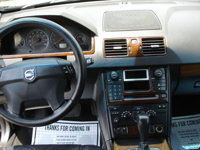 Volvo XC90 2006 photo 13