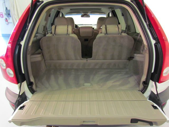 Volvo XC90 2006 photo 22