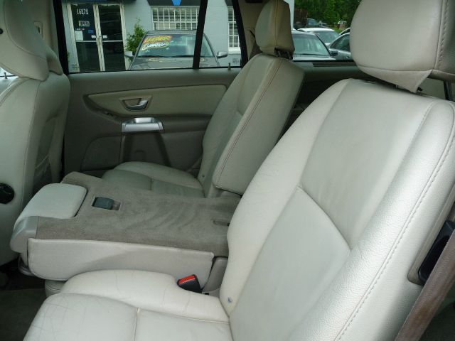 Volvo XC90 2006 photo 39