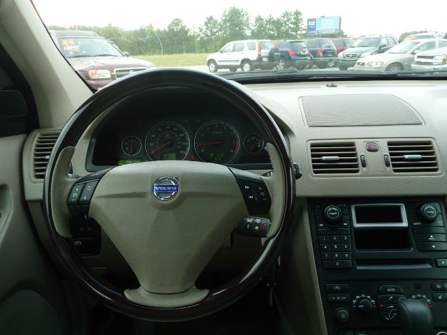 Volvo XC90 2006 photo 46