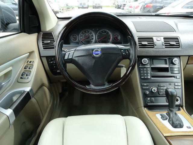 Volvo XC90 2007 photo 12