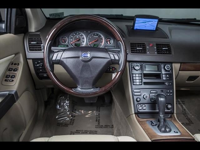 Volvo XC90 2009 photo 1