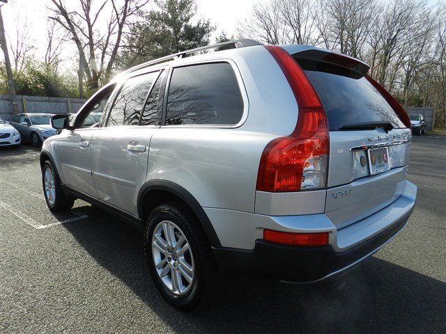 Volvo XC90 Base Unspecified