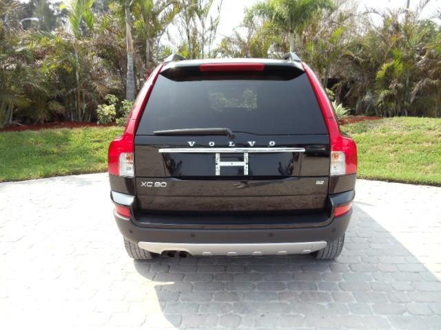 Volvo XC90 2010 photo 4