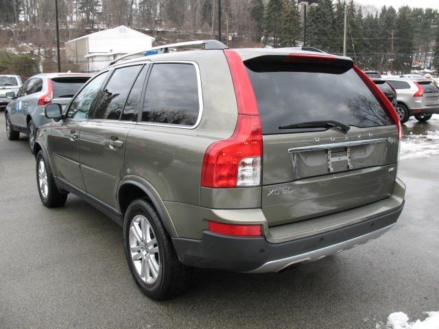 Volvo XC90 2011 photo 1