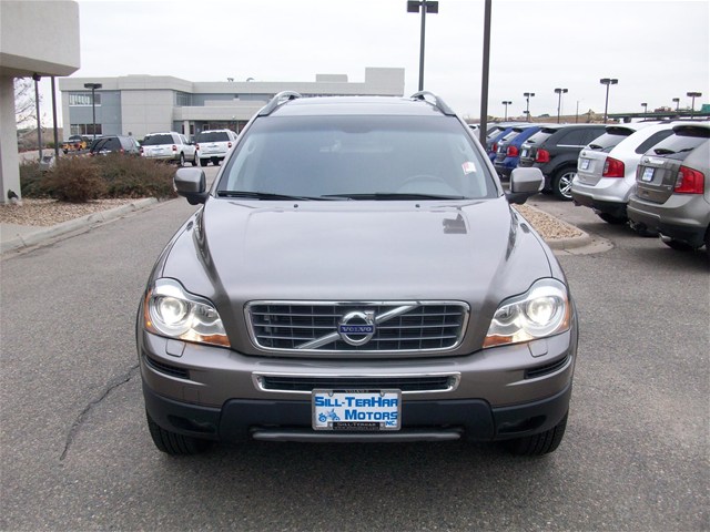 Volvo XC90 2011 photo 1