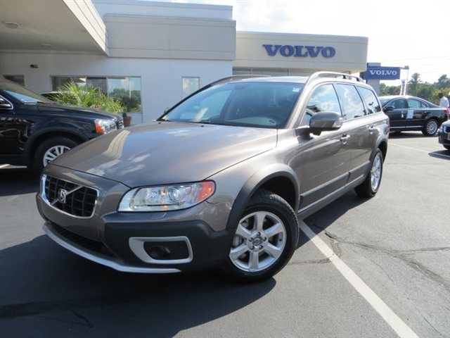 Volvo XC90 2011 photo 0