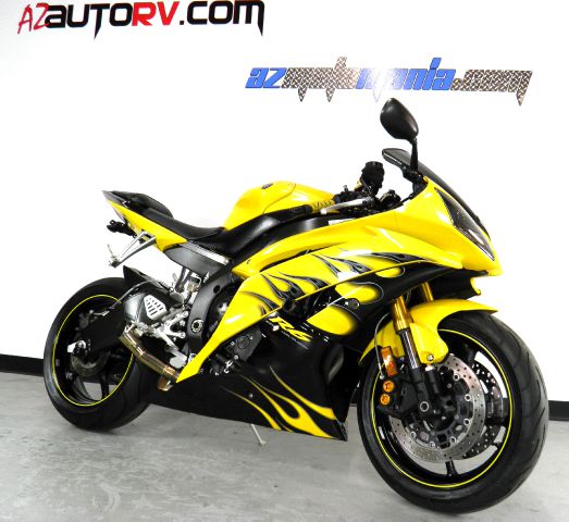 YAMAHA YZF-R6 2008 photo 3