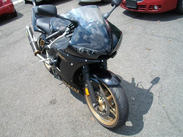 YAMAHA YZF-R6s 2009 photo 4